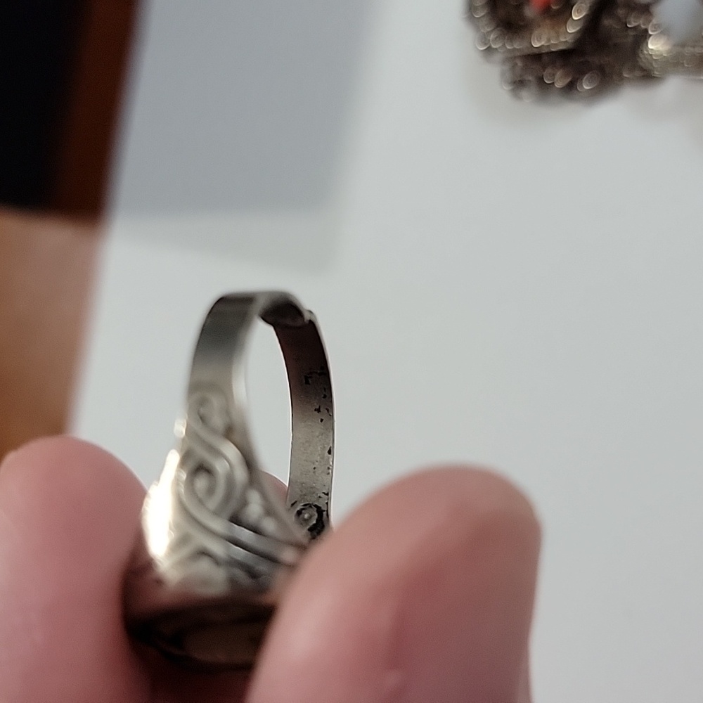 Vintage GET SMART TV Series AGENT 86 & 89 adjustable ring - Picture 7 of 8